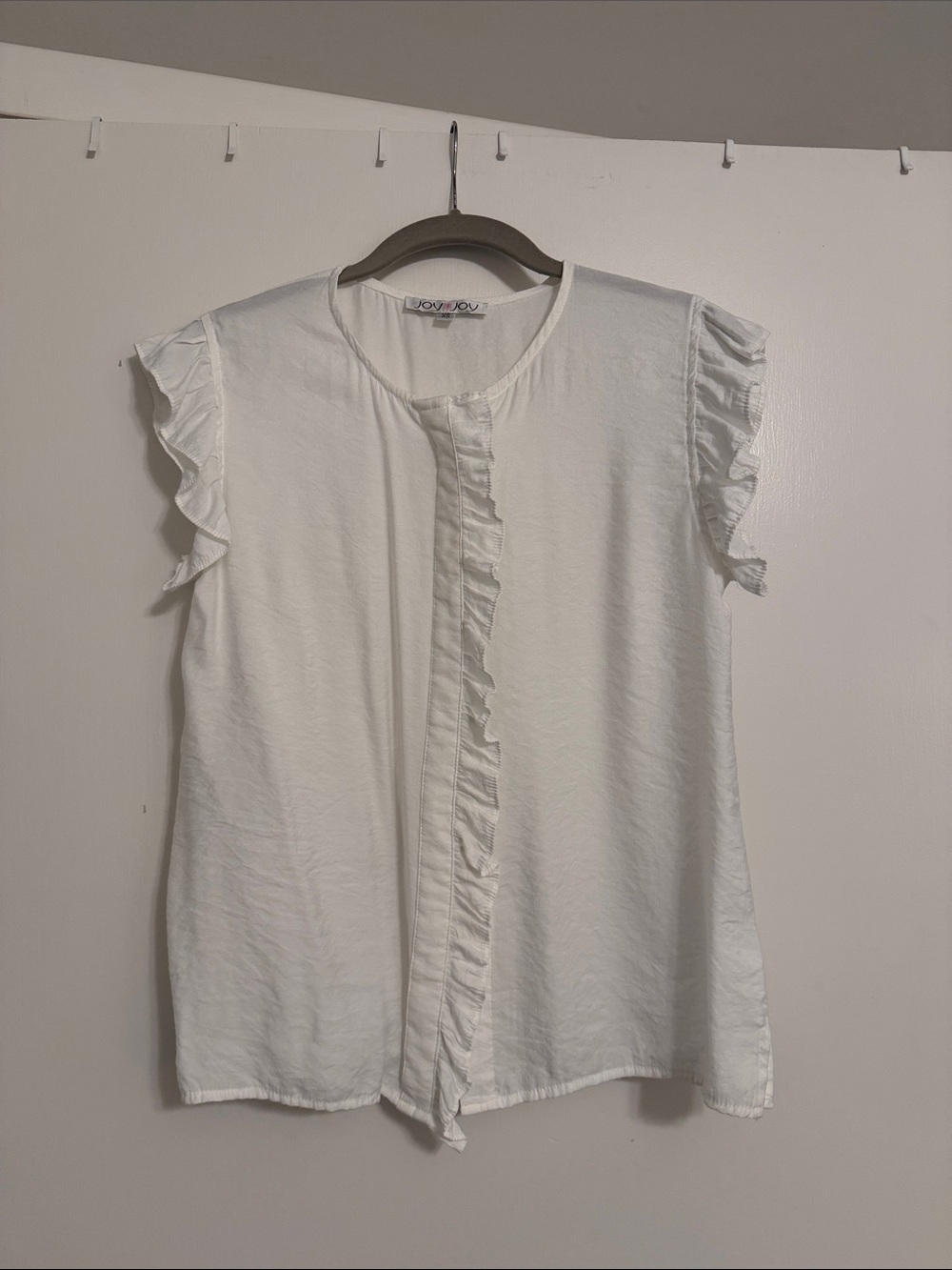 Joy Joy White Ruffle-Front Cap Sleeve Blouse